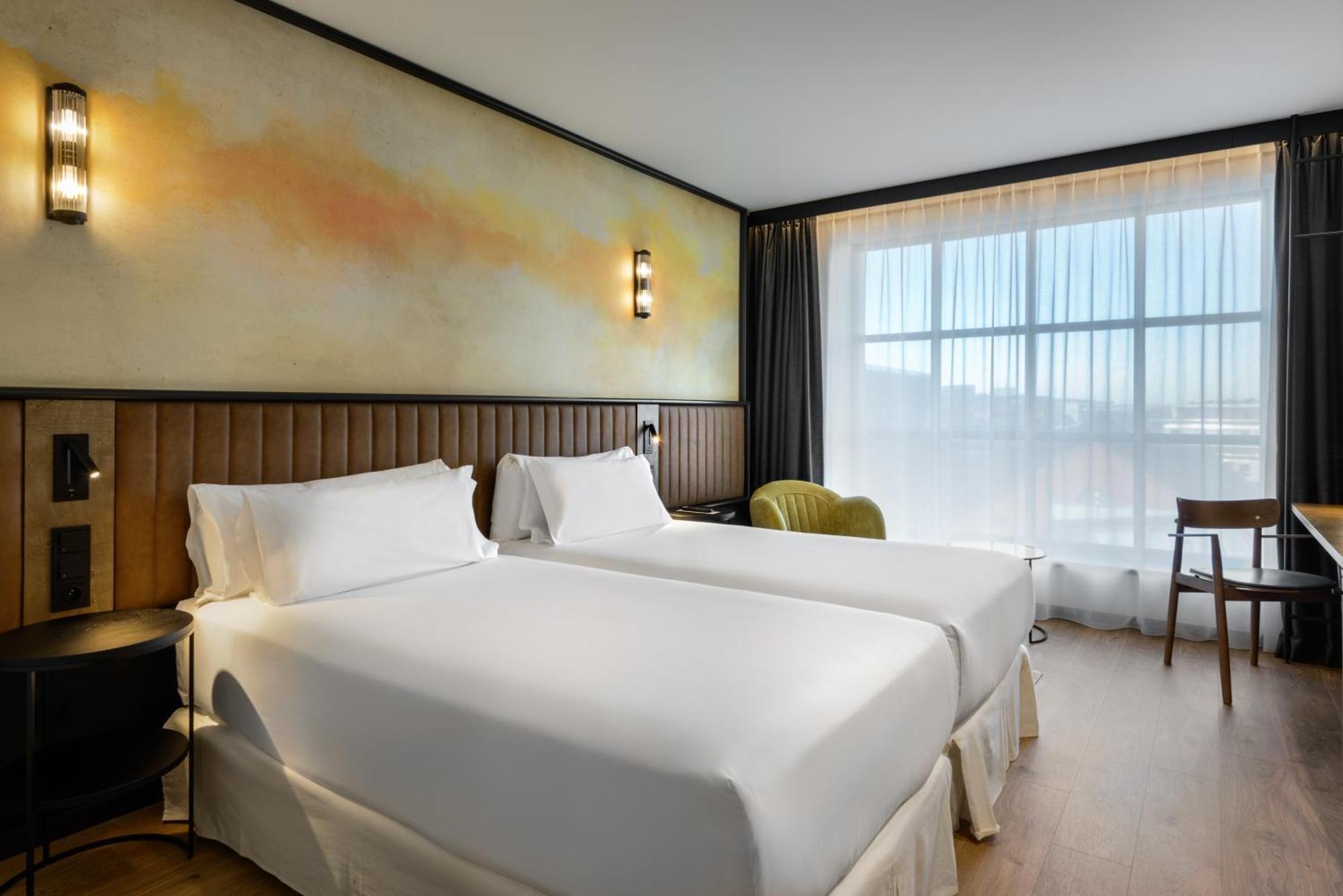 Deluxe Double or Twin Room View,1525192723:JPEG