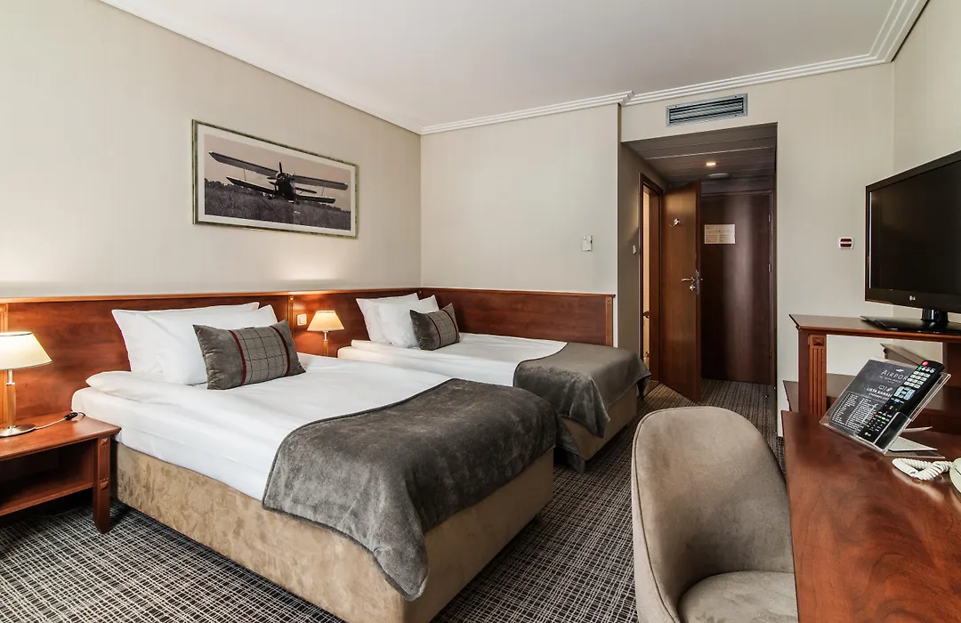 Airport Hotel Okecie-1